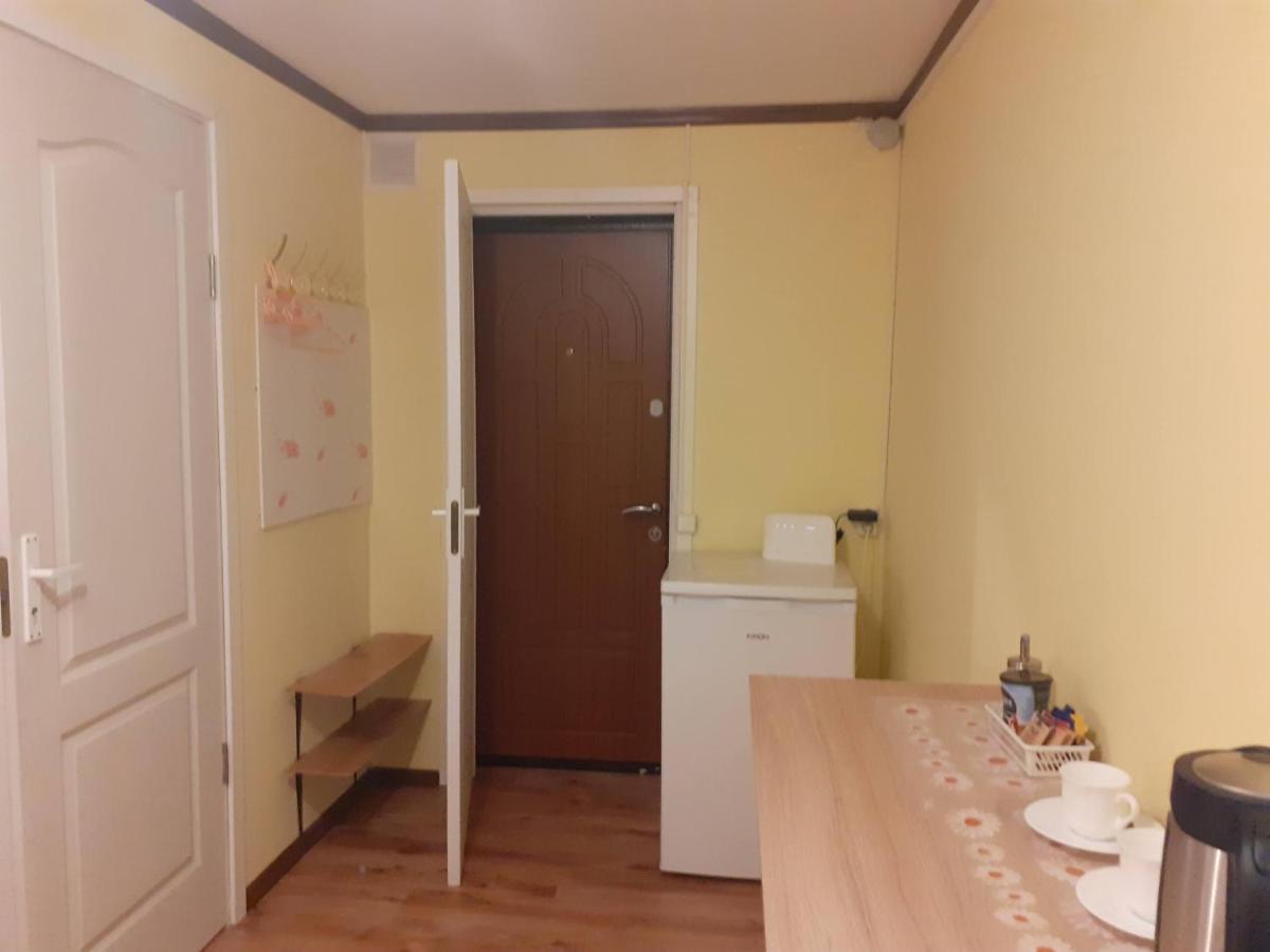 Avotu Stabu Private Flats In A Separate House For One Or Couple Riga Bagian luar foto